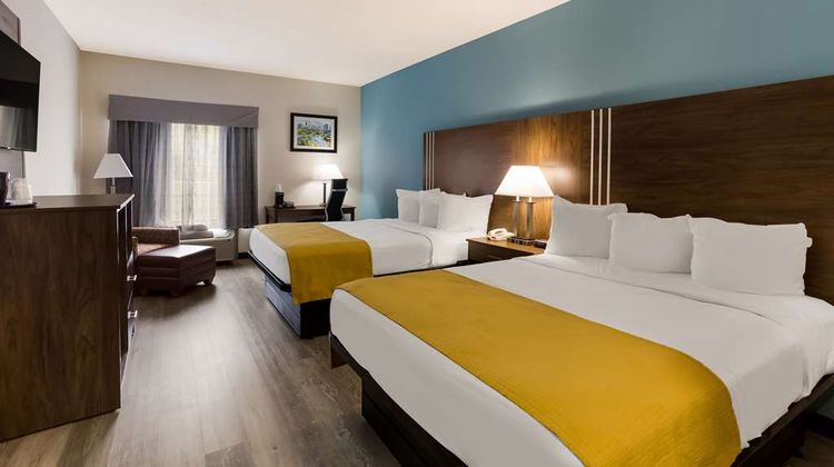 Best Western Crossroads Inn Room