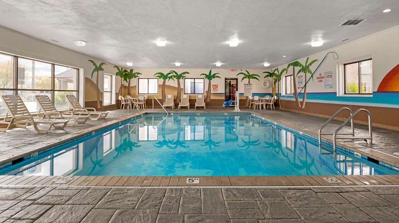 <b>Best Western Edinburgh/Columbus Pool</b>. Images powered by <a href="https://iceportal.shijigroup.com/" title="IcePortal" target="_blank">IcePortal</a>.