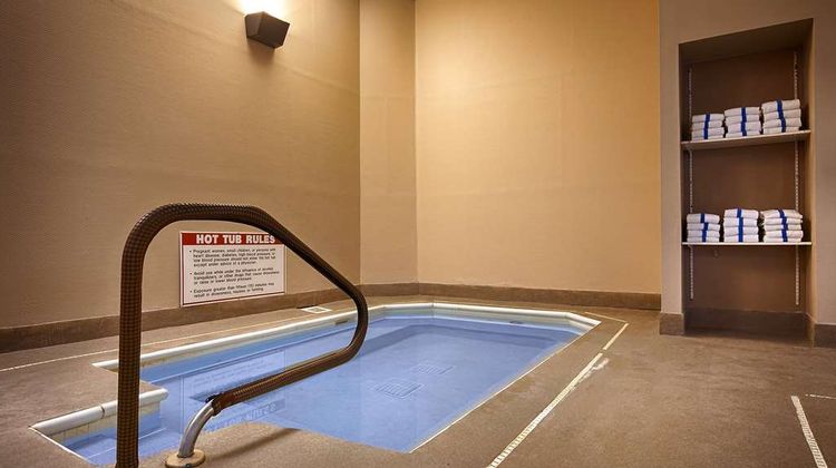 Best Western Plus Brandywine Inn & Suite Pool