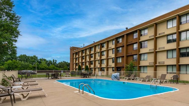 Best Western Northwest Indiana Inn Pool