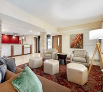 Best Western Plus Howe Inn Lobby