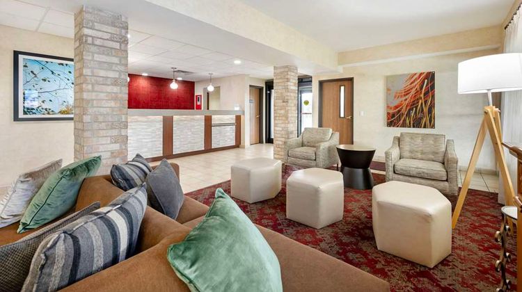 Best Western Plus Howe Inn Lobby