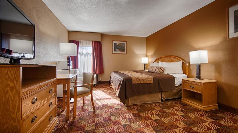 <b>Best Western Martinsville Inn Room</b>. Images powered by <a href="https://iceportal.shijigroup.com/" title="IcePortal" target="_blank">IcePortal</a>.