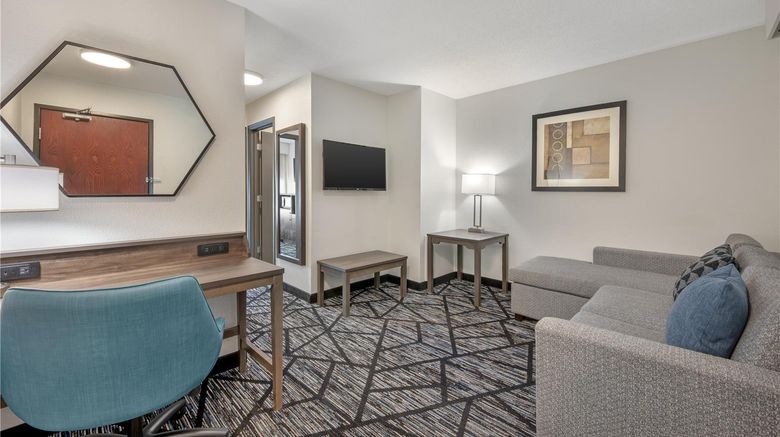 <b>Best Western Plus Anderson Room</b>. Images powered by <a href="https://iceportal.shijigroup.com/" title="IcePortal" target="_blank">IcePortal</a>.