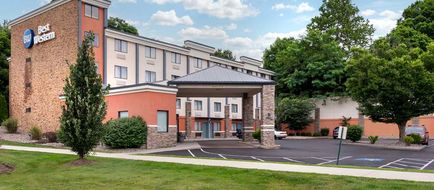 Best Western University Inn @ Valparaiso Exterior