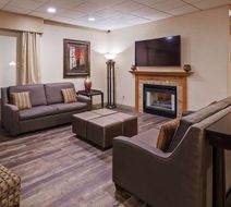 Best Western Crossroads of the Bluffs Lobby