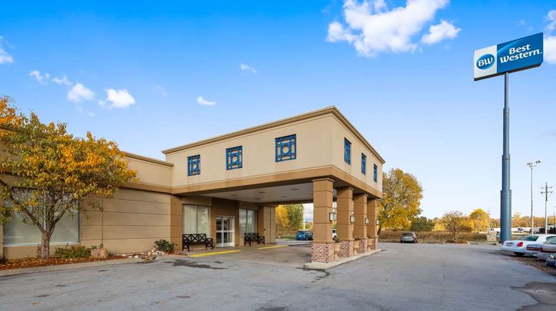 <b>Best Western Crossroads of the Bluffs Exterior</b>. Images powered by <a href="https://iceportal.shijigroup.com/" title="IcePortal" target="_blank">IcePortal</a>.