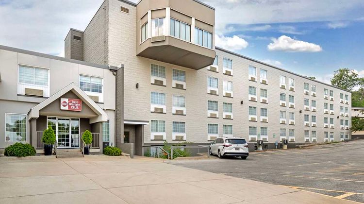 Best Western Plus  Longbranch Hotel Exterior