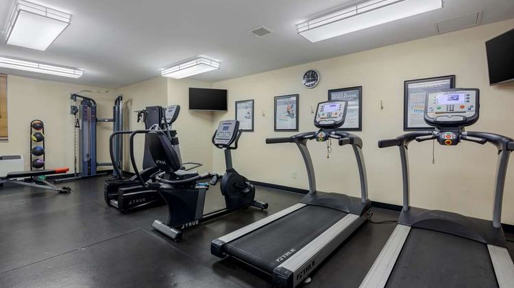 Best Western Plus Dubuque Hotel & Confer Health