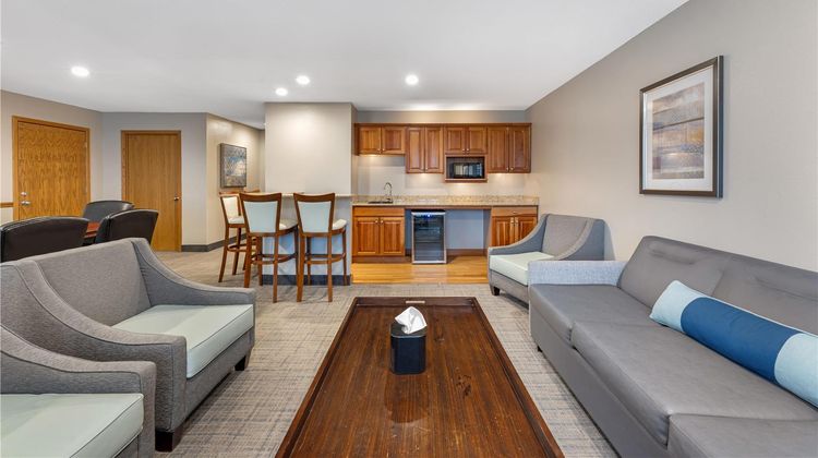 Best Western Plus Dubuque Hotel & Confer Suite