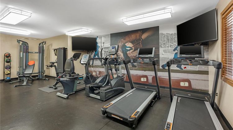 Best Western Plus Dubuque Hotel & Confer Health