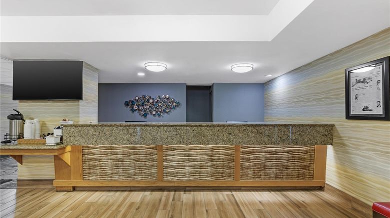 <b>Best Western Holiday Lodge Lobby</b>. Images powered by <a href="https://iceportal.shijigroup.com/" title="IcePortal" target="_blank">IcePortal</a>.