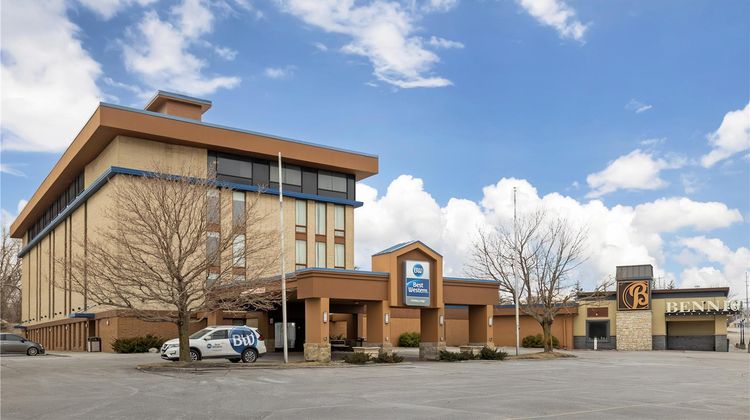 Best Western Holiday Lodge Exterior