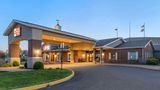 <b>Best Western Plus Steeplegate Inn Exterior</b>. Images powered by <a href="https://iceportal.shijigroup.com/" title="IcePortal" target="_blank">IcePortal</a>.