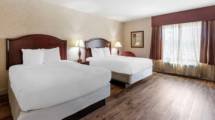 Best Western Plus Steeplegate Inn Room