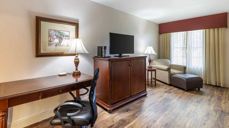 Best Western Plus Steeplegate Inn Room