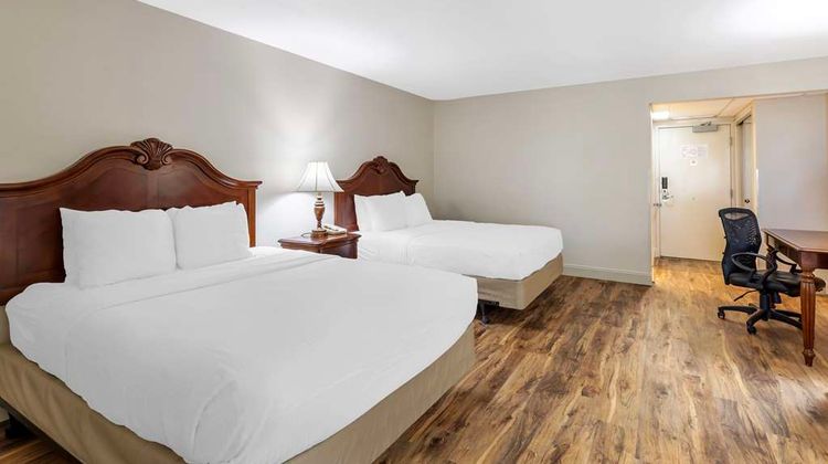 Best Western Plus Steeplegate Inn Room