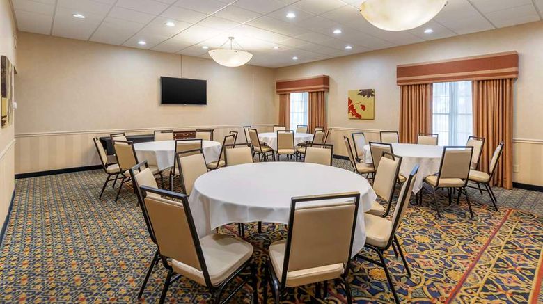 <b>Best Western Plus Steeplegate Inn Meeting</b>. Images powered by <a href="https://iceportal.shijigroup.com/" title="IcePortal" target="_blank">IcePortal</a>.