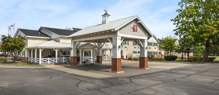 Best Western Plus University Park Suites Exterior