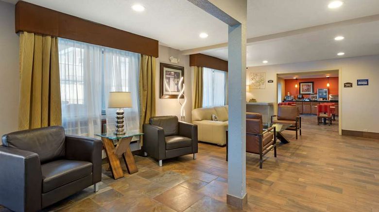 <b>Best Western Plus Altoona Inn Lobby</b>. Images powered by <a href="https://iceportal.shijigroup.com/" title="IcePortal" target="_blank">IcePortal</a>.