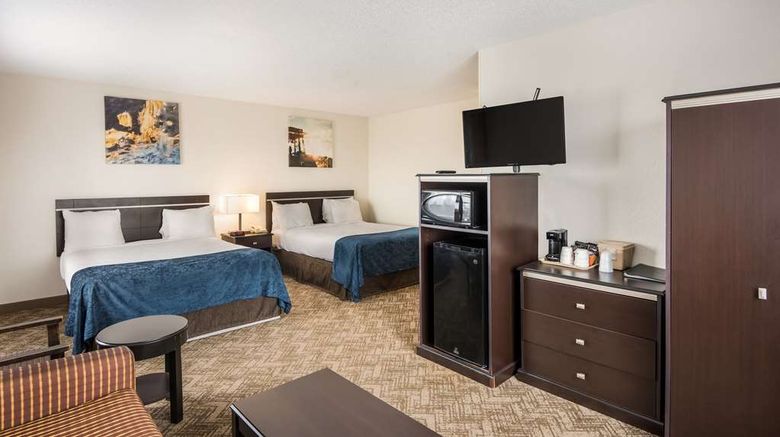 <b>Best Western Mt. Pleasant Inn Room</b>. Images powered by <a href="https://iceportal.shijigroup.com/" title="IcePortal" target="_blank">IcePortal</a>.