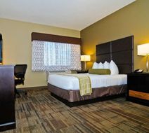 Best Western Plus Night Watchman Inn Room