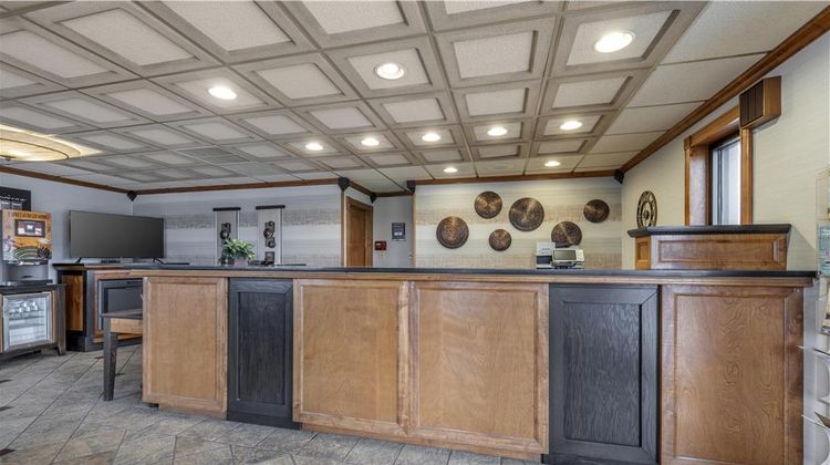 Best Western Angus Inn Lobby