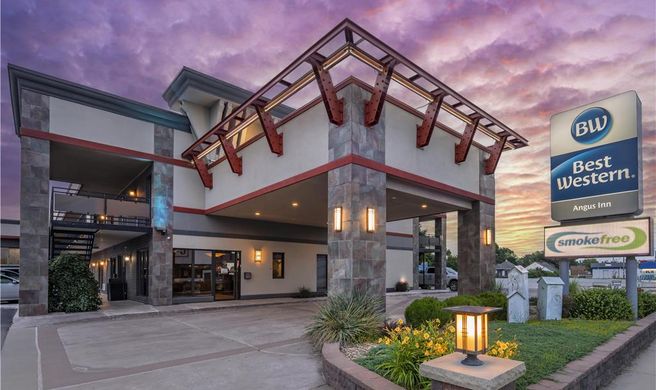 Best Western Angus Inn Exterior