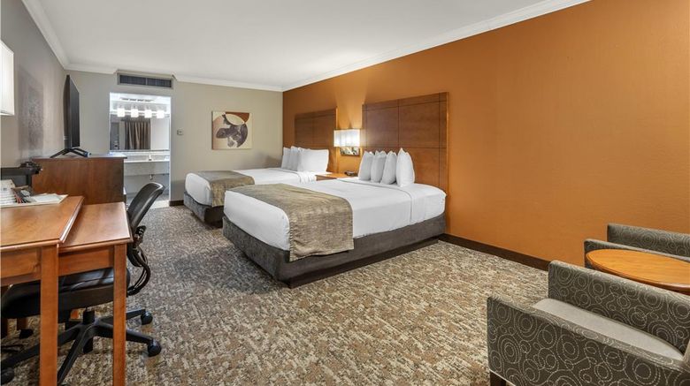 <b>Best Western Angus Inn Room</b>. Images powered by <a href="https://iceportal.shijigroup.com/" title="IcePortal" target="_blank">IcePortal</a>.