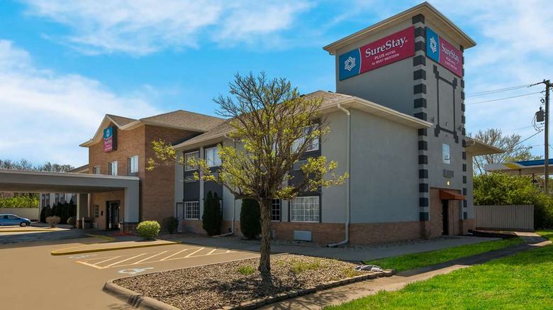 SureStay Plus Hotel by BW Topeka NW Exterior. Images powered by <a href="https://iceportal.shijigroup.com" target="_blank" rel="noopener">Ice Portal</a>.