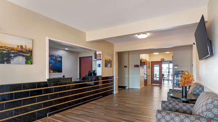 Best Western Governors Inn & Suites Lobby