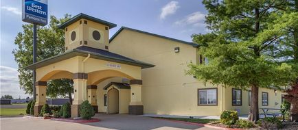 Best Western Parsons Inn Exterior