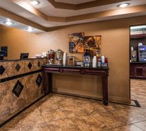 Best Western Manhattan Inn Lobby