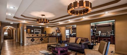 Best Western Manhattan Inn Lobby
