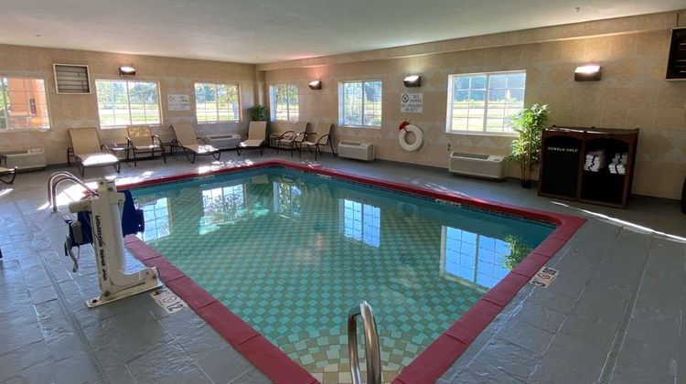 Best Western Manhattan Inn Pool