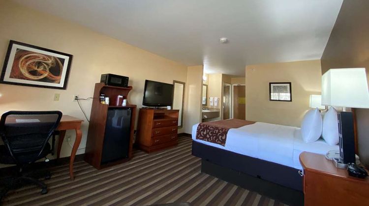 Best Western Manhattan Inn Room