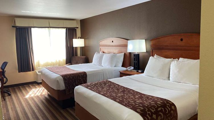 Best Western Manhattan Inn Room