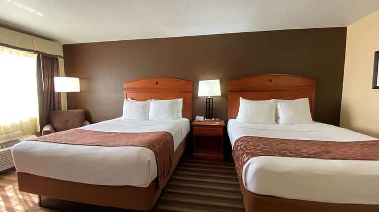 Best Western Manhattan Inn Room