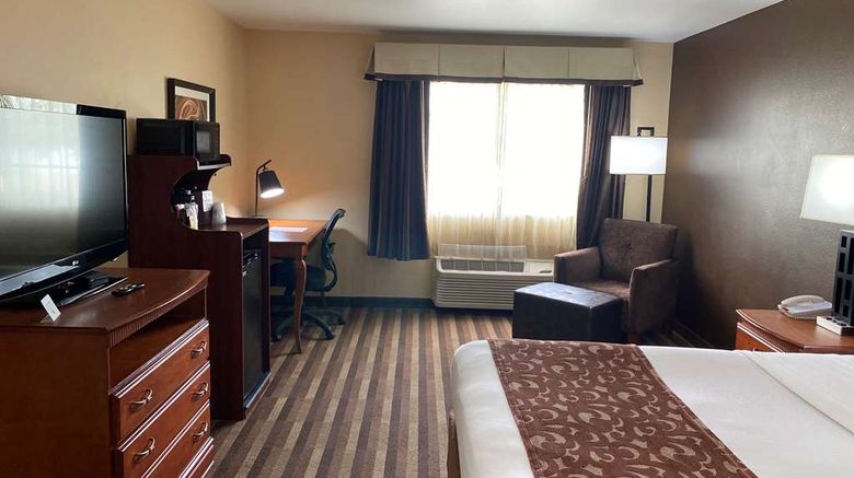 <b>Best Western Manhattan Inn Room</b>. Images powered by <a href="https://iceportal.shijigroup.com/" title="IcePortal" target="_blank">IcePortal</a>.