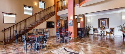 Best Western Plus Country Inn & Suites Lobby