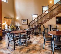 Best Western Plus Country Inn & Suites Lobby