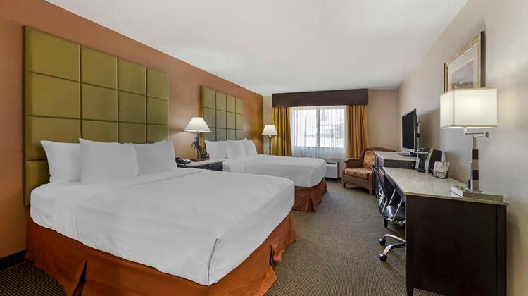Best Western Plus Country Inn & Suites Room
