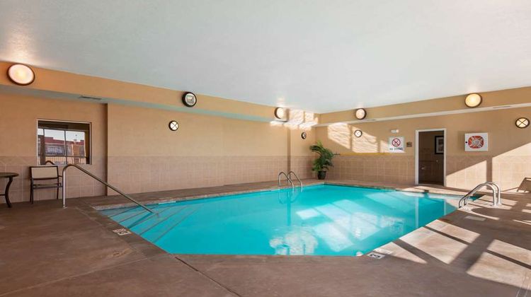 Best Western Plus Butterfield Inn Pool