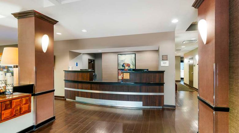 <b>Best Western Plus Olathe Hotel Lobby</b>. Images powered by <a href="https://iceportal.shijigroup.com/" title="IcePortal" target="_blank">IcePortal</a>.