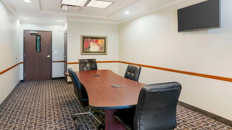 <b>Best Western Plus Olathe Hotel Meeting</b>. Images powered by <a href="https://iceportal.shijigroup.com/" title="IcePortal" target="_blank">IcePortal</a>.