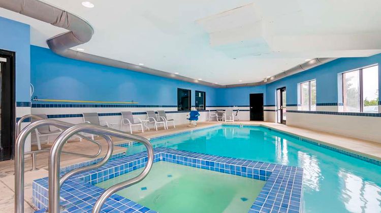 Best Western Plus Olathe Hotel Pool