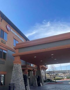 Best Western Premier KC Speedway Inn