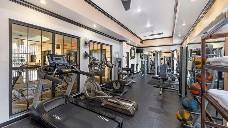 Best Western Plus Emerald Inn & Suites Health