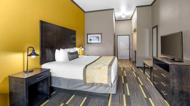 Best Western Plus Emerald Inn & Suites Room