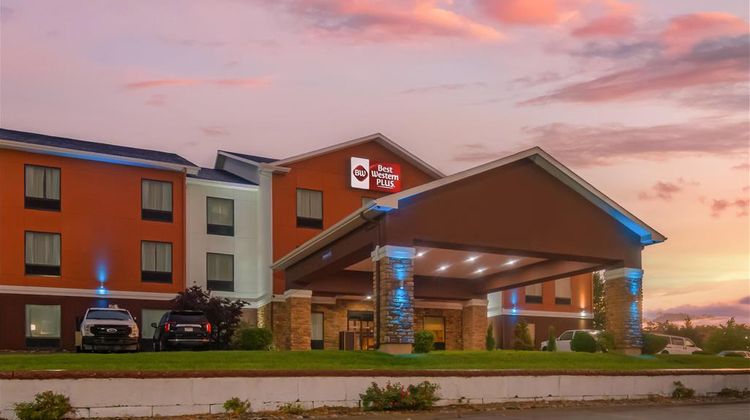 Best Western Plus Hiawatha Hotel Exterior